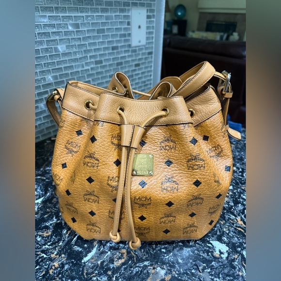 MCM Visetos Medium Drawstring 
Bucket Bag in Cognac. EUC - Picture 15 of 15